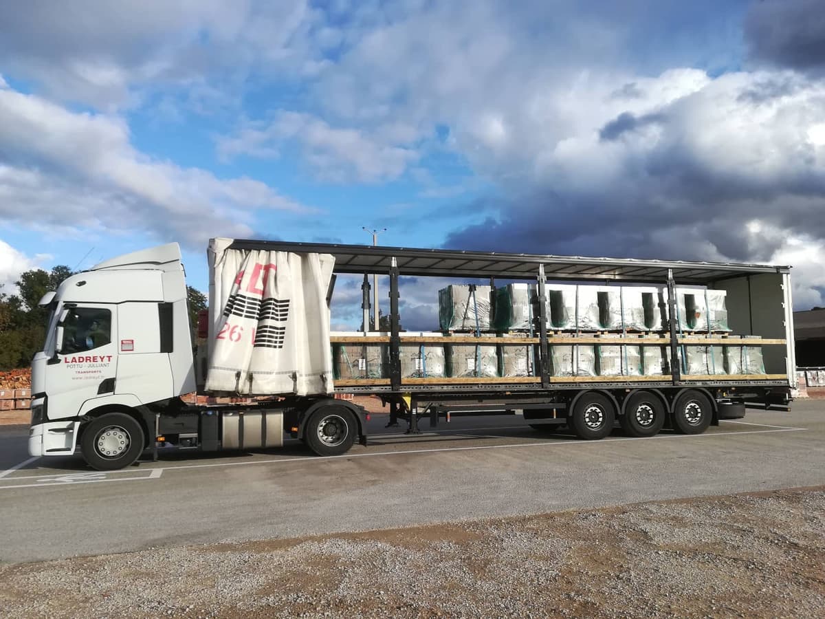 Loaded semi-trailer — LADREYT road freight transport, Valence, France