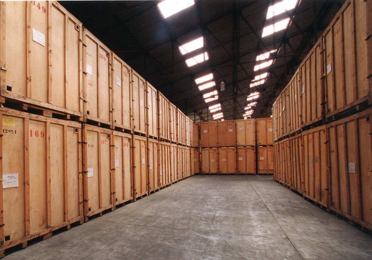 storage facility Valence